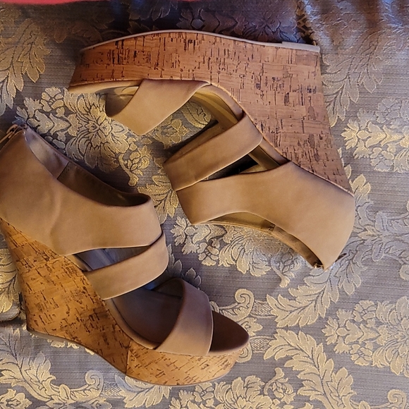 Women Taupe Solaro 5inch Espedrill Sandals with a 1 and 1/2 platform - Picture 10 of 10